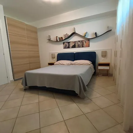 5 C Cutaias Feriehus *