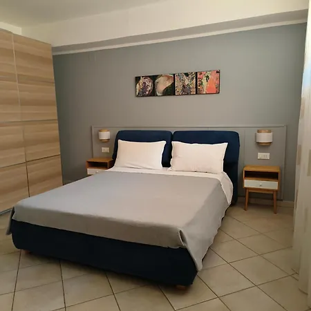 5 C Cutaias 別荘 *